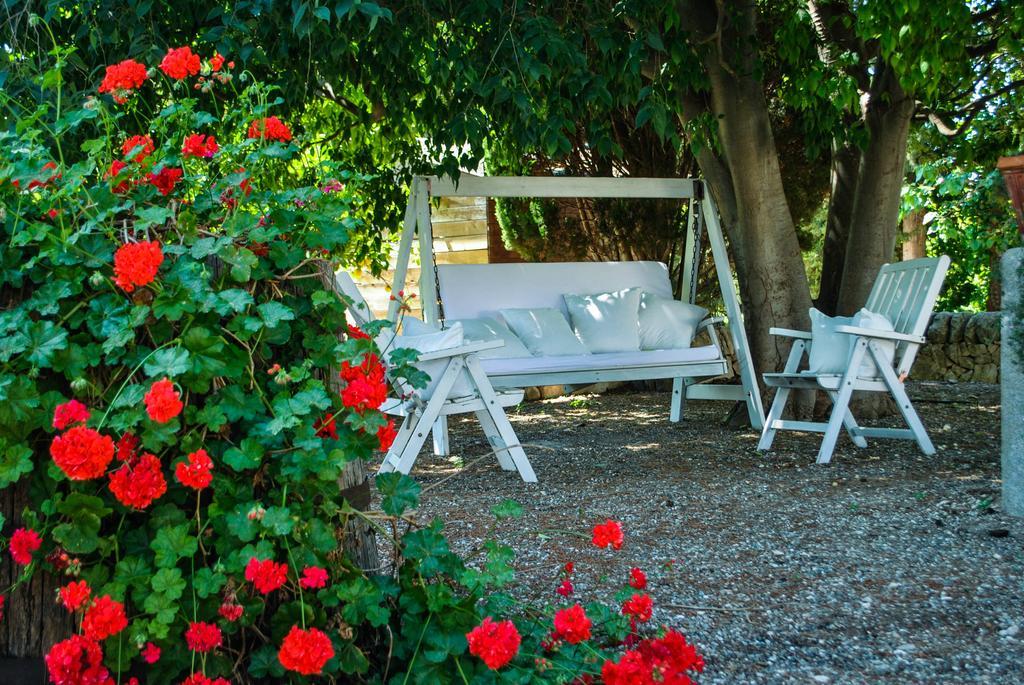 Chiusa Di Carlo Agriturismo อาโวลา ภายนอก รูปภาพ