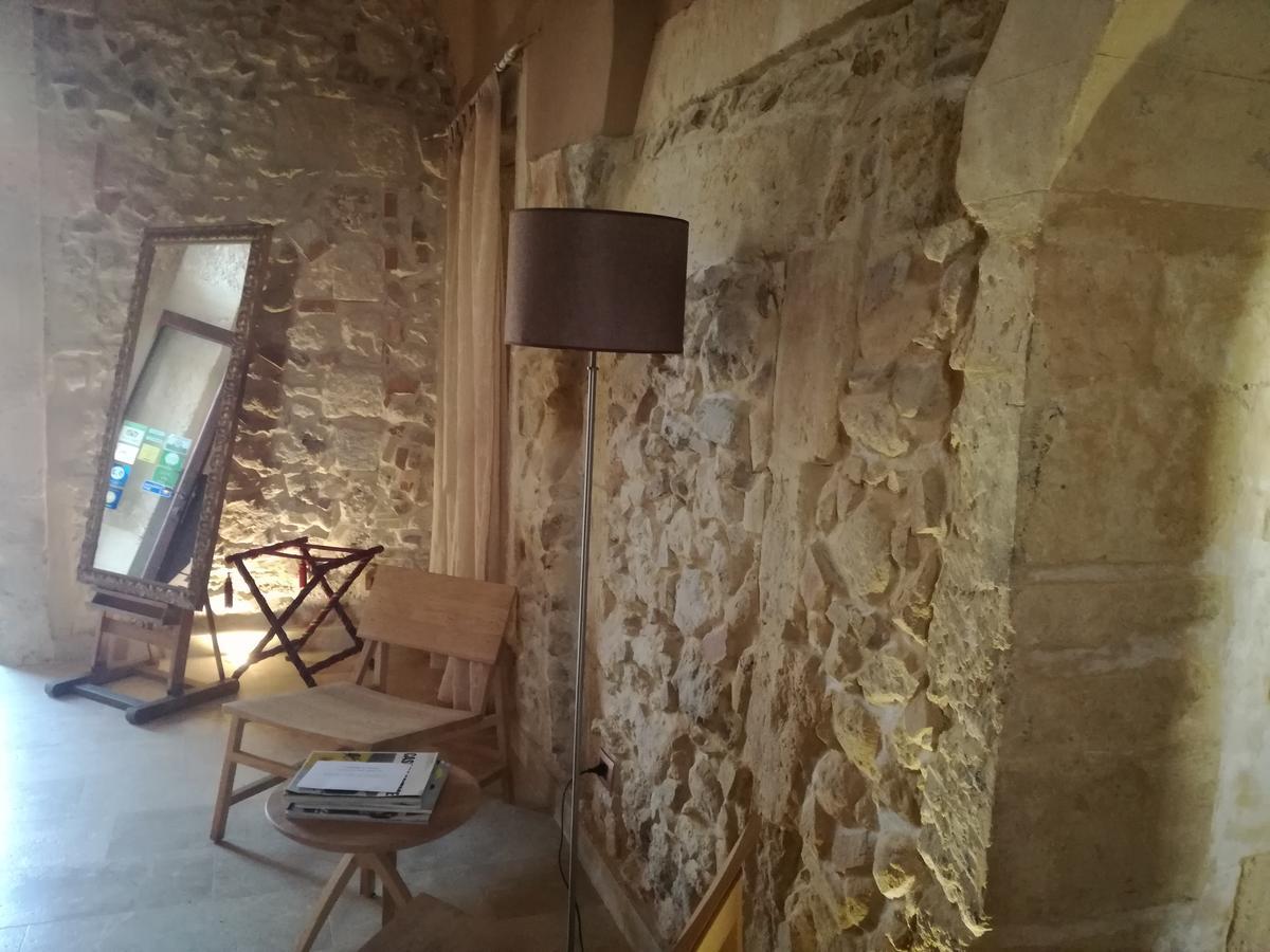 Chiusa Di Carlo Agriturismo อาโวลา ภายนอก รูปภาพ
